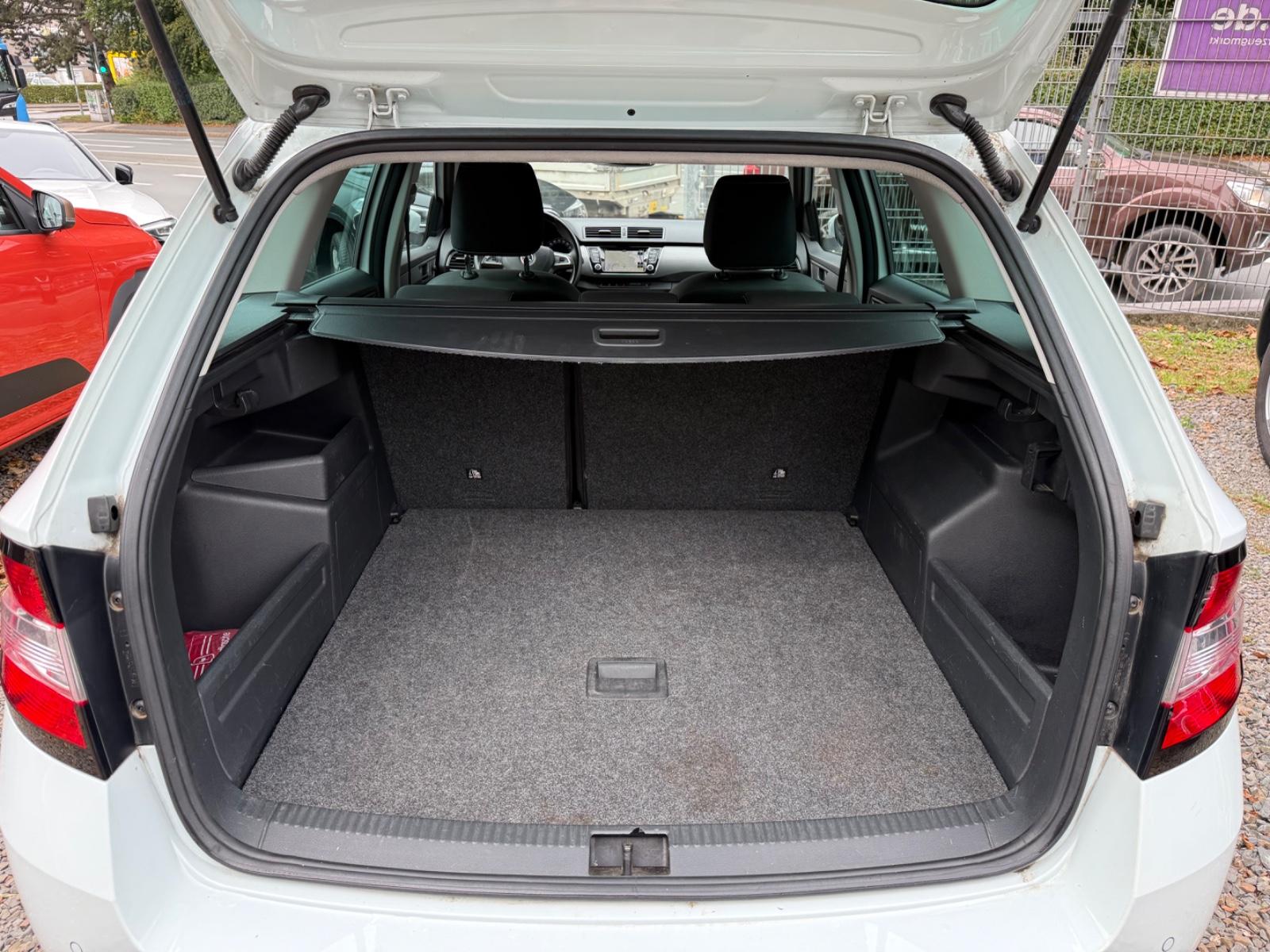 Skoda Fabia 1.2 Combi Joy Klima Navi 2xPDC Alu Tüv NEU