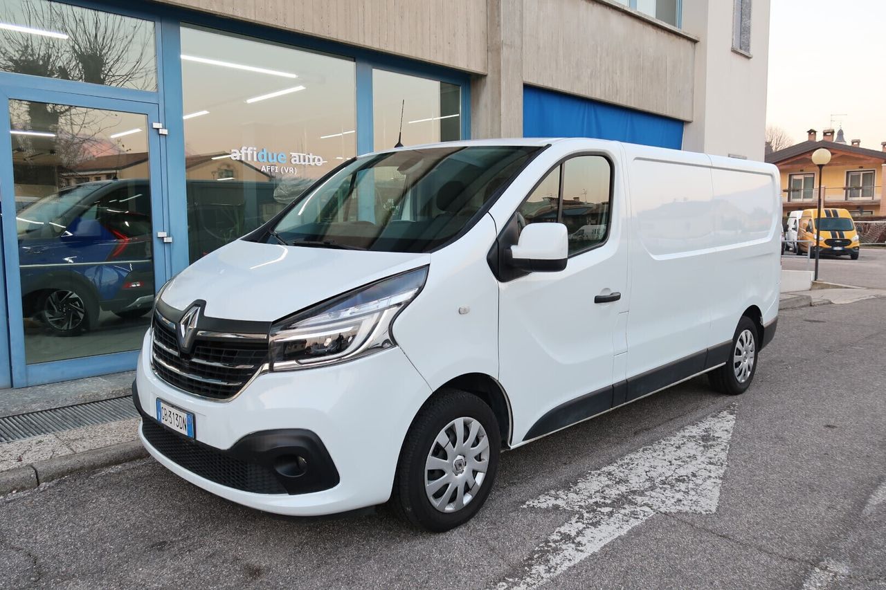 Renault Trafic - 1