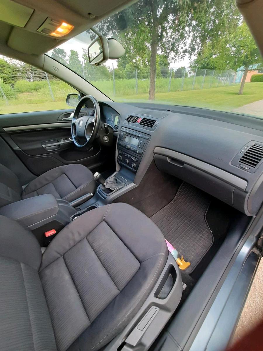 Skoda Octavia 2006 — photo 11