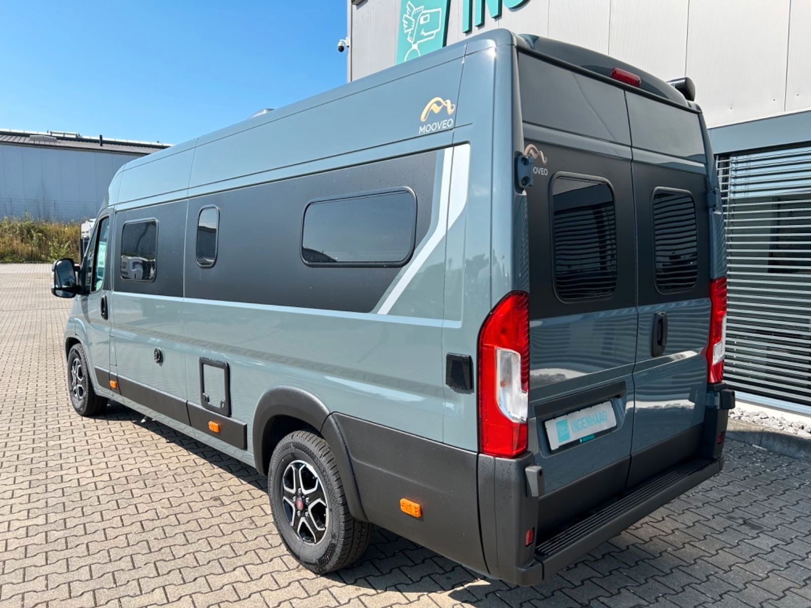 Fahrzeugabbildung Mooveo VAN 63 EB Prestige Autom. Solar Markise Combi 4D