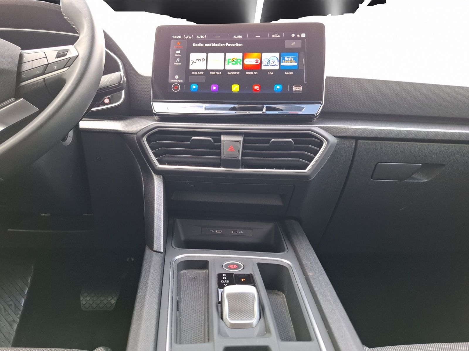 Fahrzeugabbildung SEAT Leon ST TDI Style DSG LED Navi AID ACC RFK SH