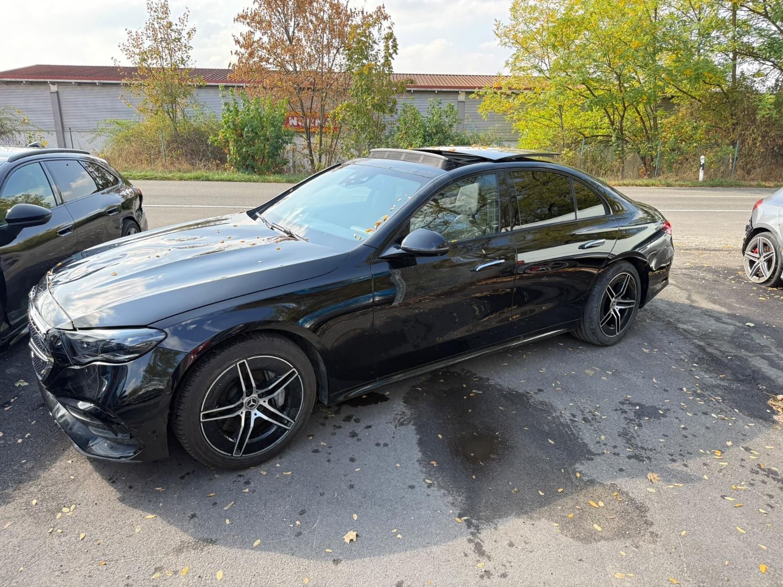 Mercedes-Benz E 220 d AMG Panorama/Kam360/MemorySitz/AdapLED