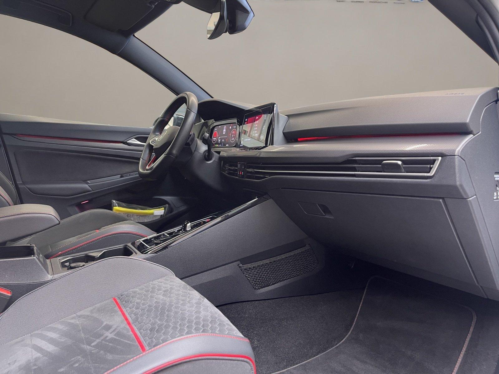 Volkswagen Golf VIII 2.0 TSI GTI Clubsport DCC IQLight ACC, миниатюра 18