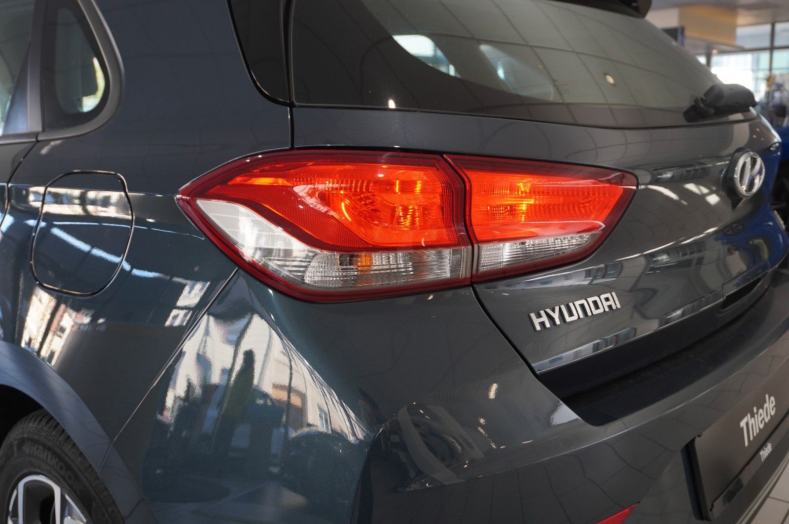 Fahrzeugabbildung Hyundai i30 1.5 T-GDI PURE NAVI/LED/KAMERA/SPORT/SH/AHK