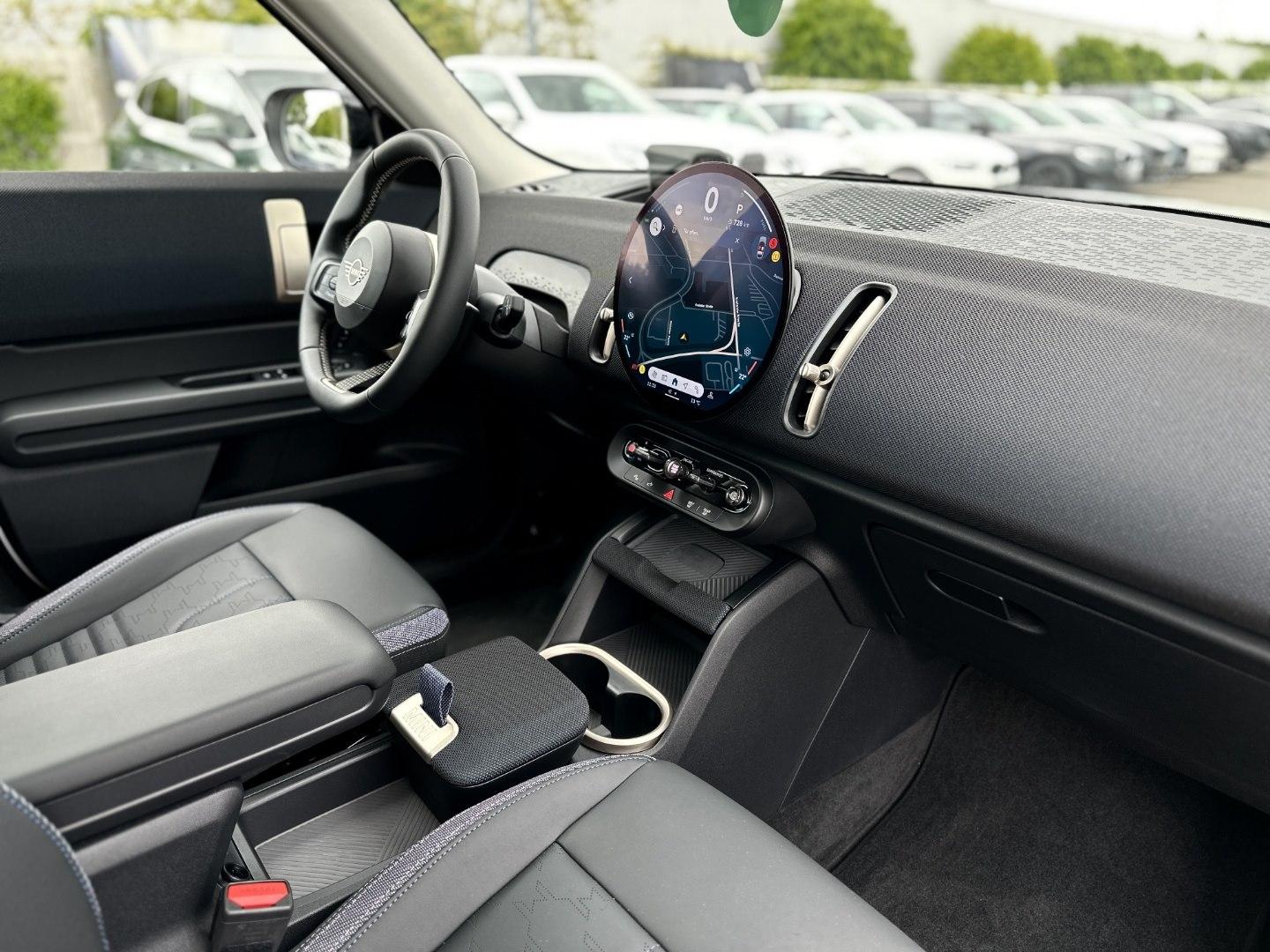 MINI Countryman C Head-Up DAB LED Pano.Dach Shz