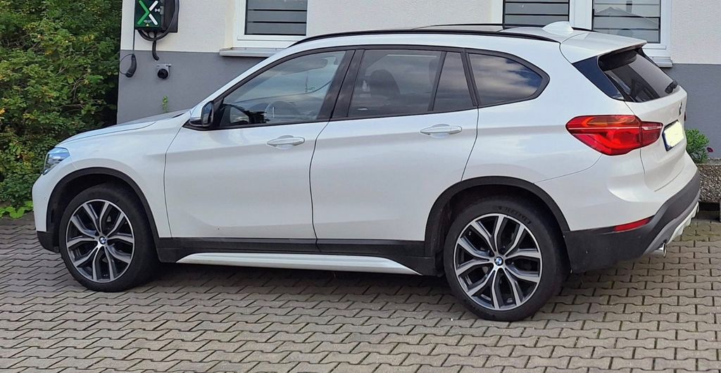 Image of BMW X1