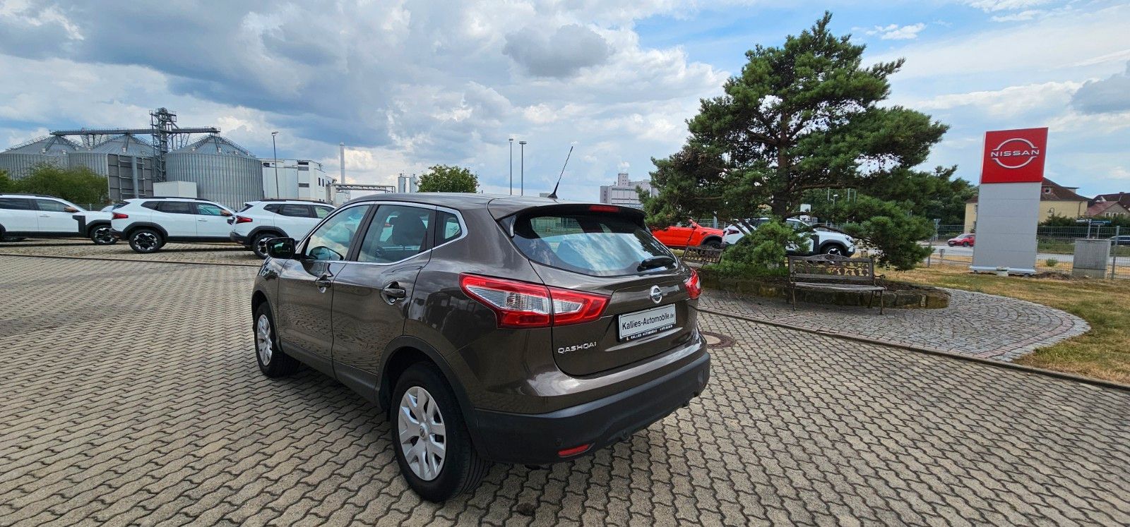Fahrzeugabbildung Nissan Qashqai 1.2 DIG-T Xtronic Acenta