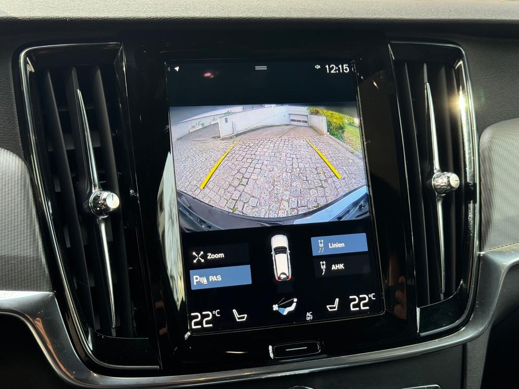 Volvo V90 Cross Country