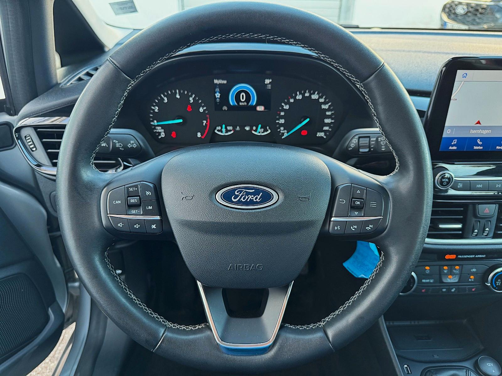 Ford Fiesta Cool & Connect 5-türig (viele Extras)