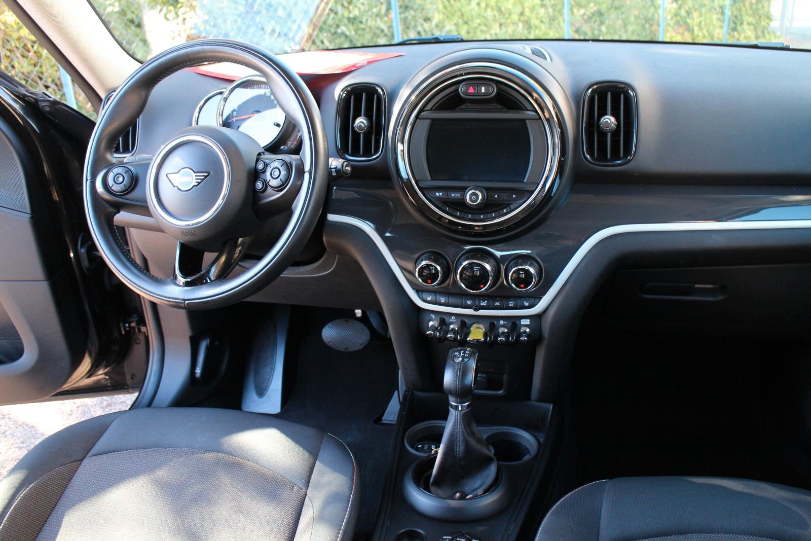 MINI Countryman Cooper SE ALL4/Autom/Nav/PDC/SHZ/Klim