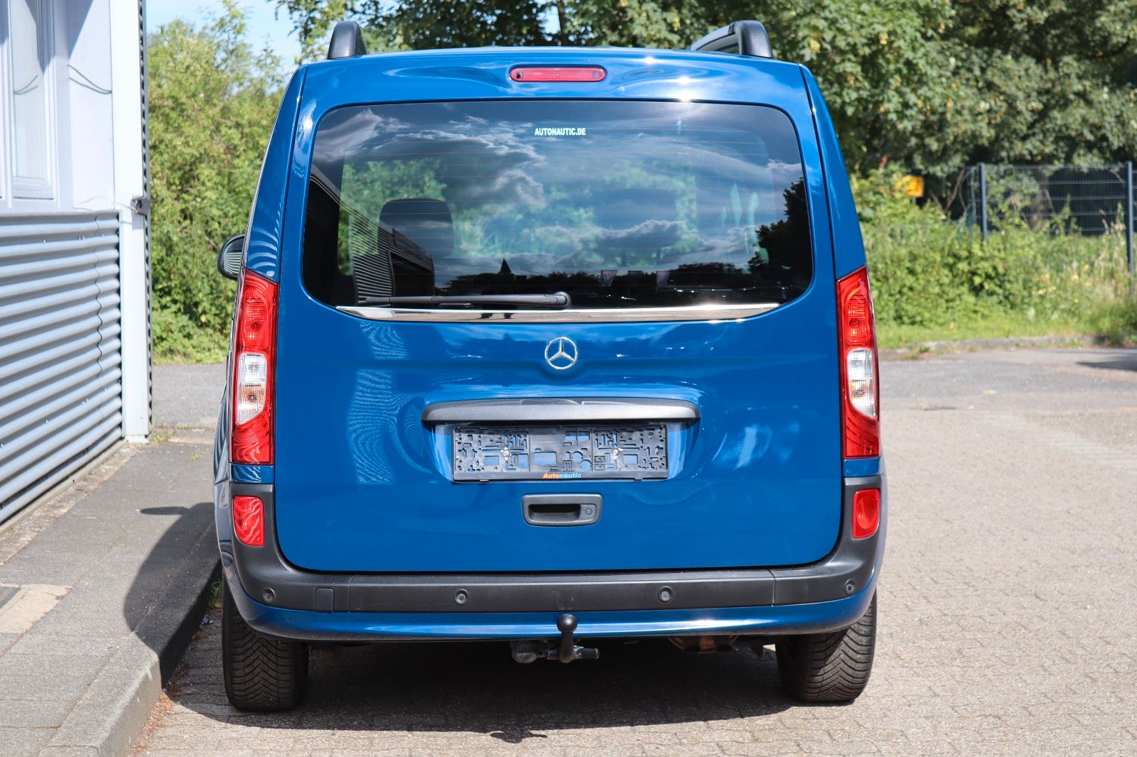 Fahrzeugabbildung Mercedes-Benz Citan Kombi 111 CDI LANG KLIMAAUT NAVI AHK TEMPO