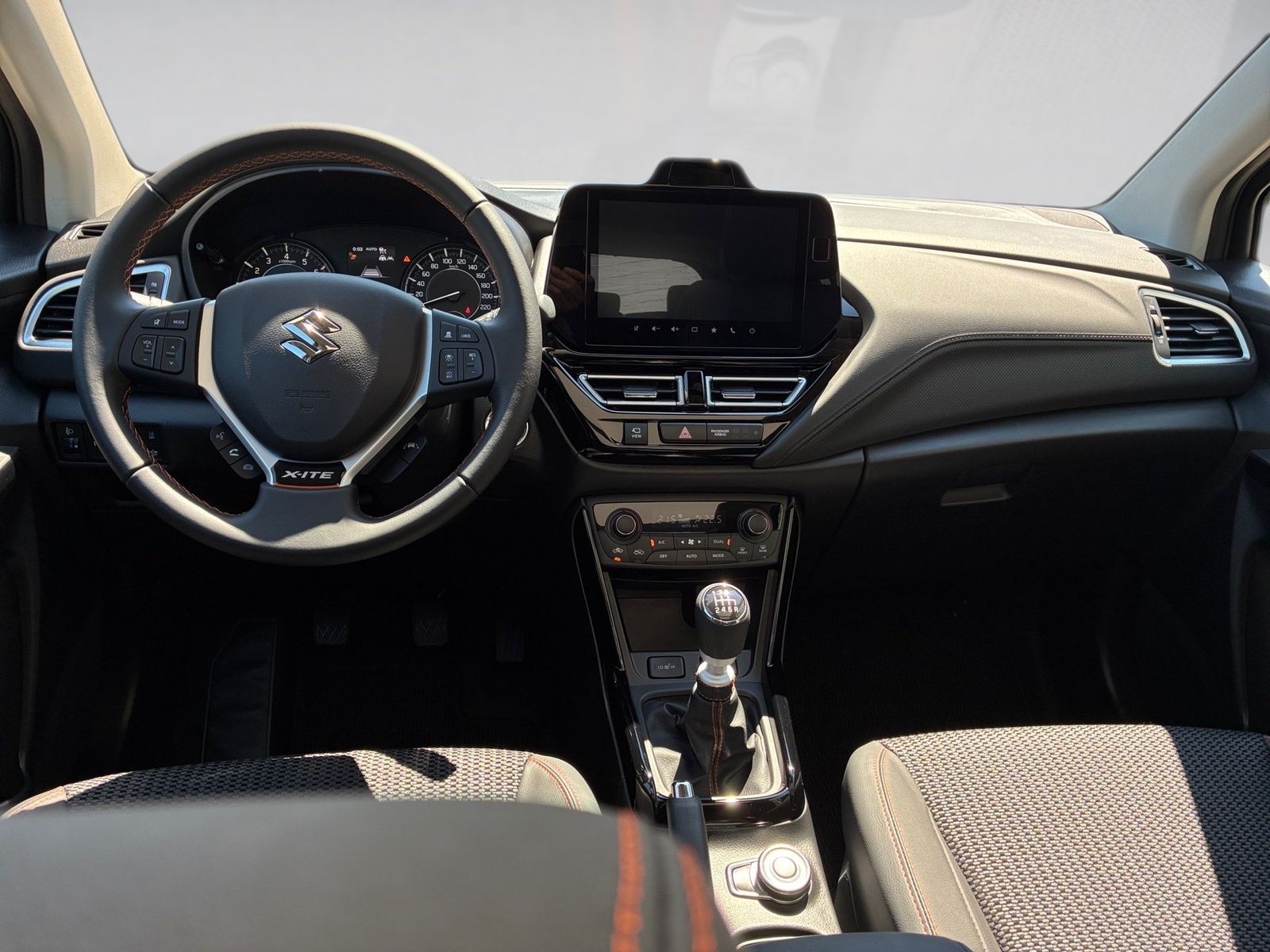 Fahrzeugabbildung Suzuki S-Cross 1.4 Boosterjet Comfort+ AllGrip Kamera,P