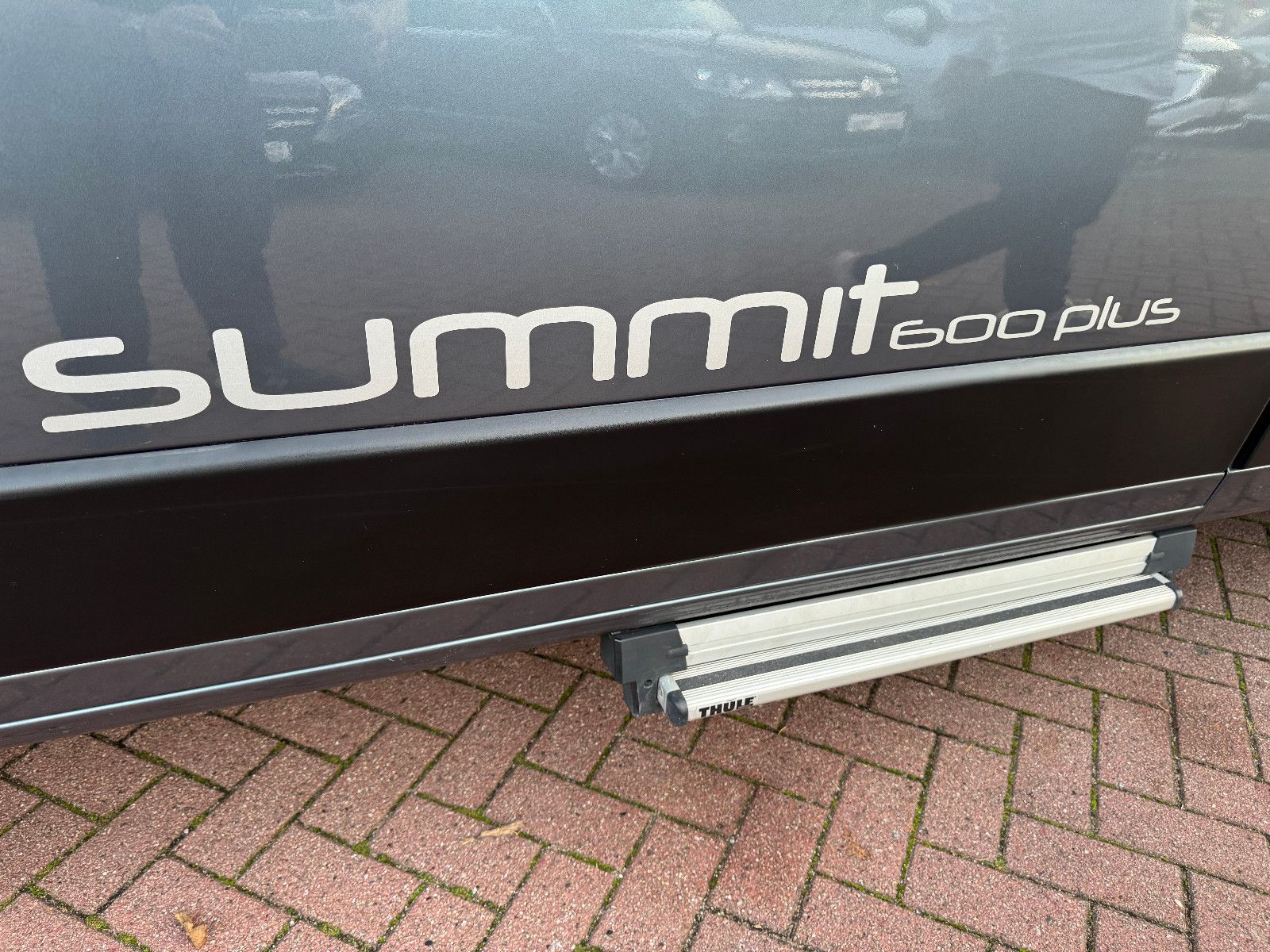 Fahrzeugabbildung Pössl SUMMIT 600 PLUS SCHWENKBAD KAMERA QUERBETT LED