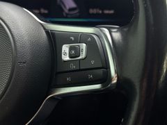 VW Passat Highline RLine Leder Pano 190 R-Line