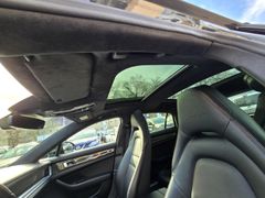 Fahrzeugabbildung Panamera Turbo 4.0-Liter-V8-Biturbo