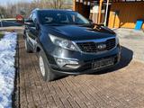 Kia Sportage 2.0 CVVT 2WD Vision *AHK *NAVI* - Kia Sportage: Cvvt