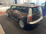 MINI COOPER Clubman Cooper/AUTOMATIK/SITZH/XENON - MINI mit Benzin-Antrieb: Kombi, Automatik