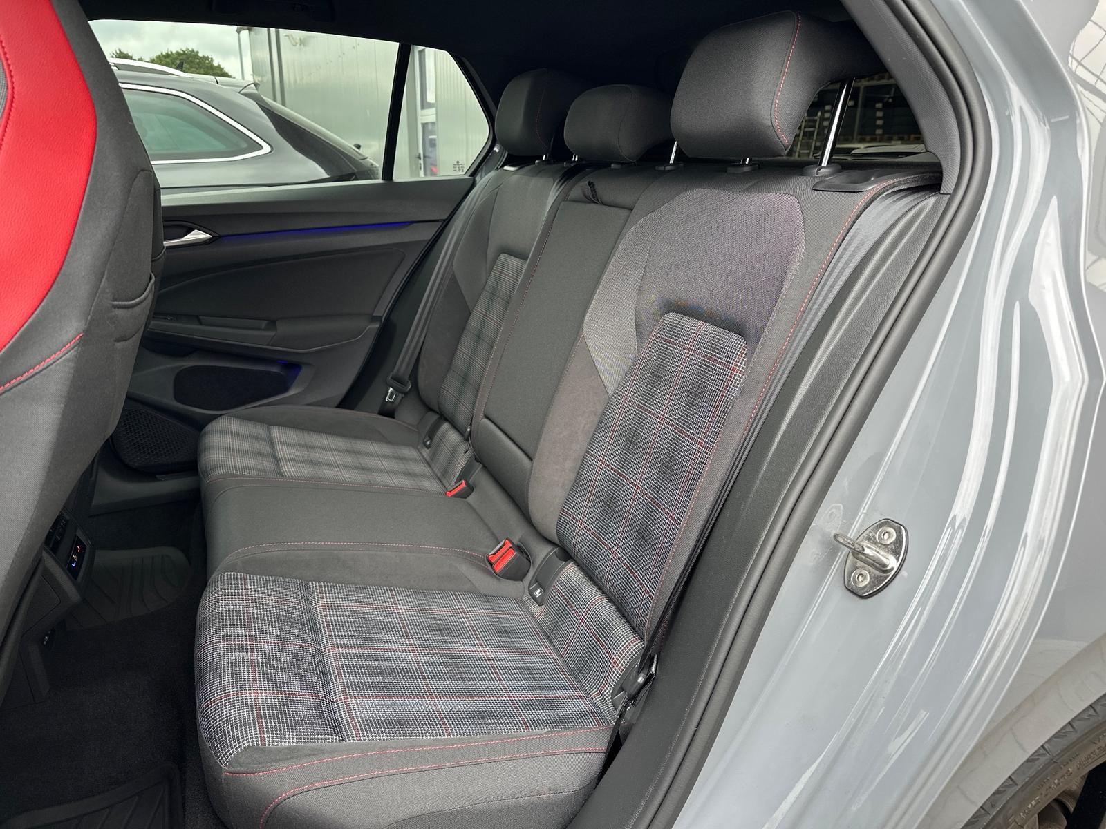 Volkswagen Golf 2.0 TSI OPF GTI NAV+LED+KAM+SHZ+KEYLESS, миниатюра 11