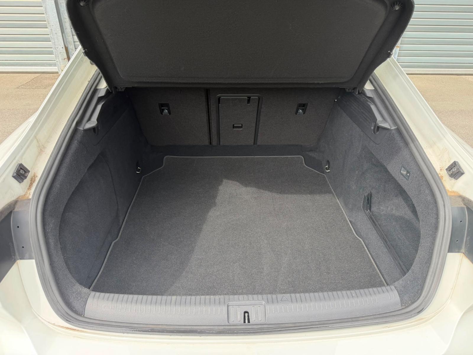Volkswagen Arteon Elegance 4Motion Panno Leder Kam Garantie