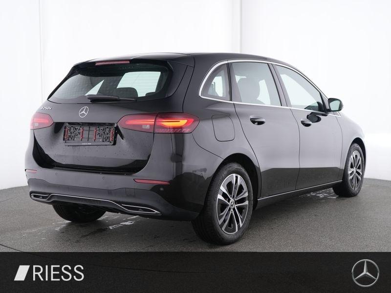 Mercedes-Benz B 250 e mit EQ Hybrid Technologie ACC AHK AUT LM