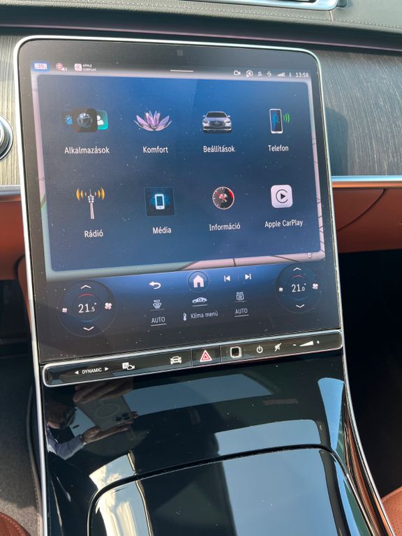 MERCEDES-BENZ S-Class 2024