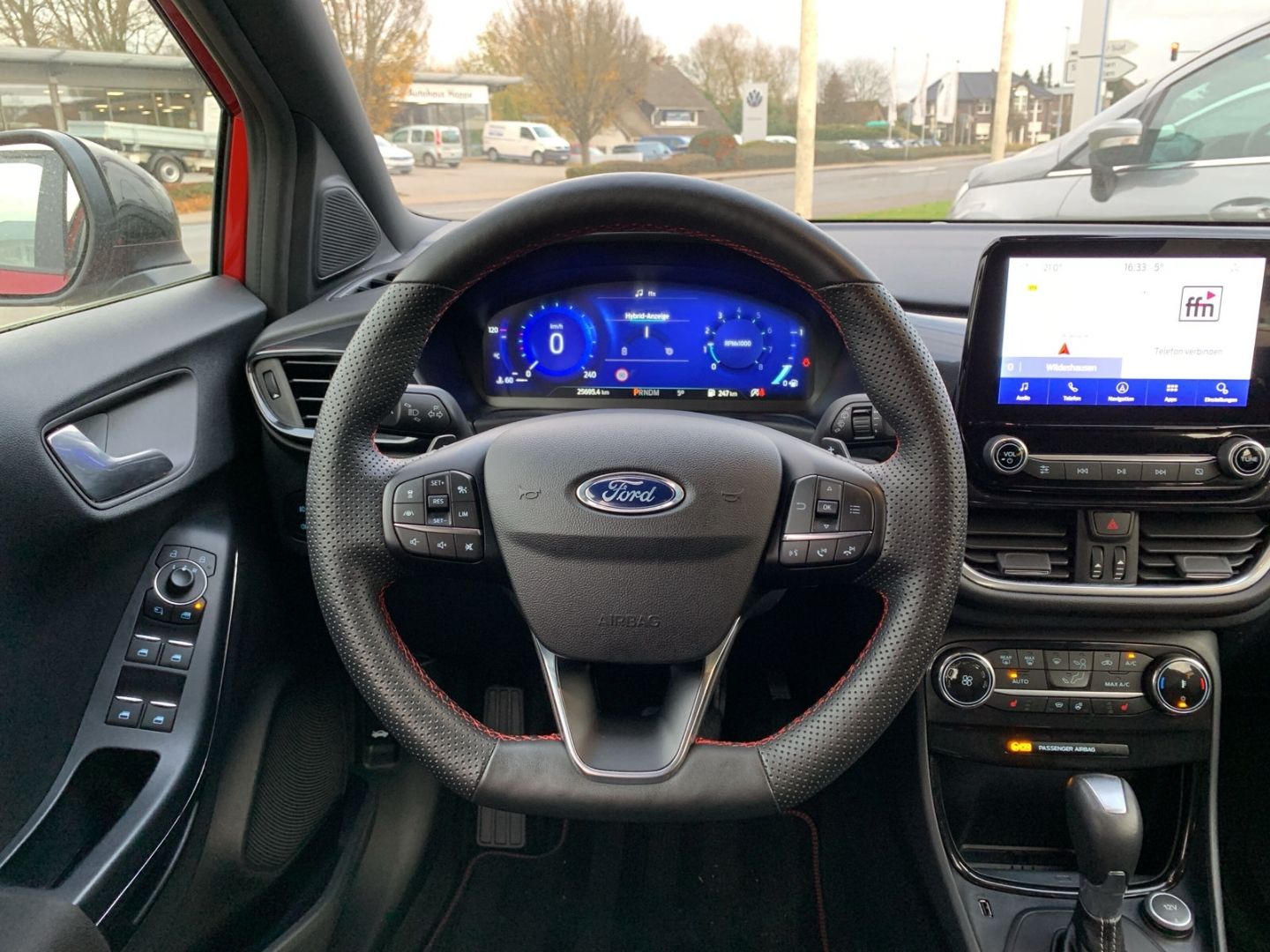 Fahrzeugabbildung Ford Puma ST-Line Automatk, Ganzjahresreifen, Rückfah