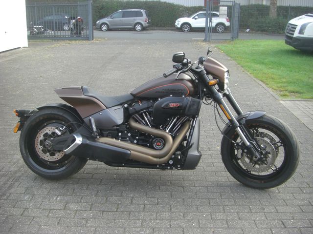 Harley-Davidson FXDR 114 ABS 1. HAND 11000 KM