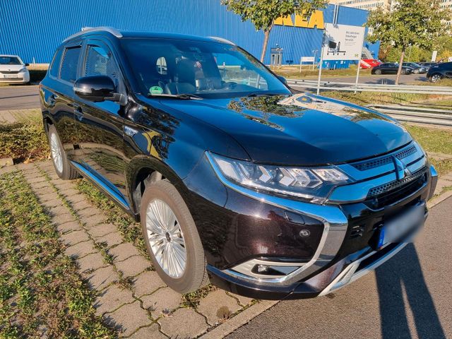 Mitsubishi Outlander PHEV 2019 TOP Pandora...