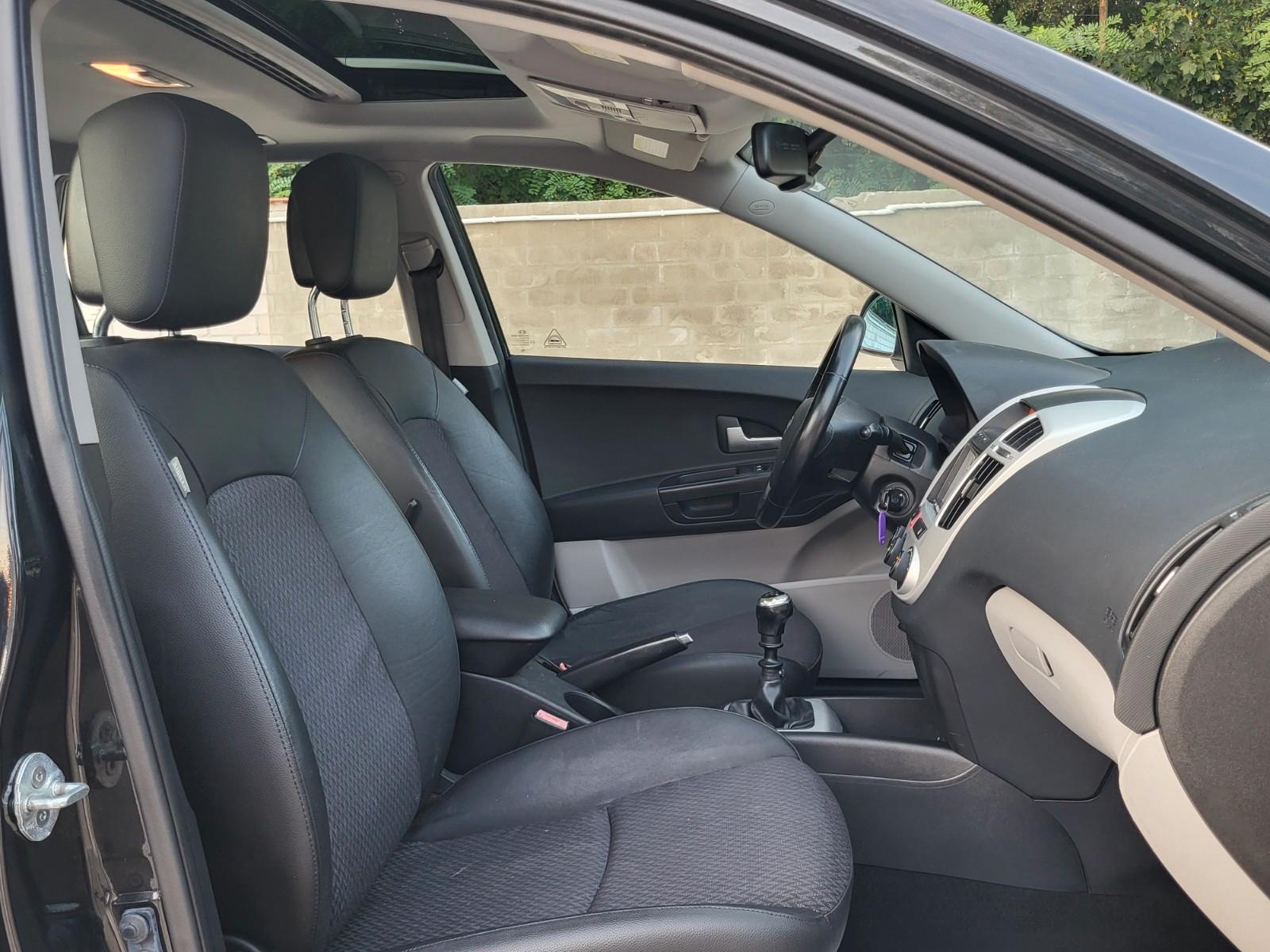 Kia Cee'd Sportswagon Schiebedach PDC Navi