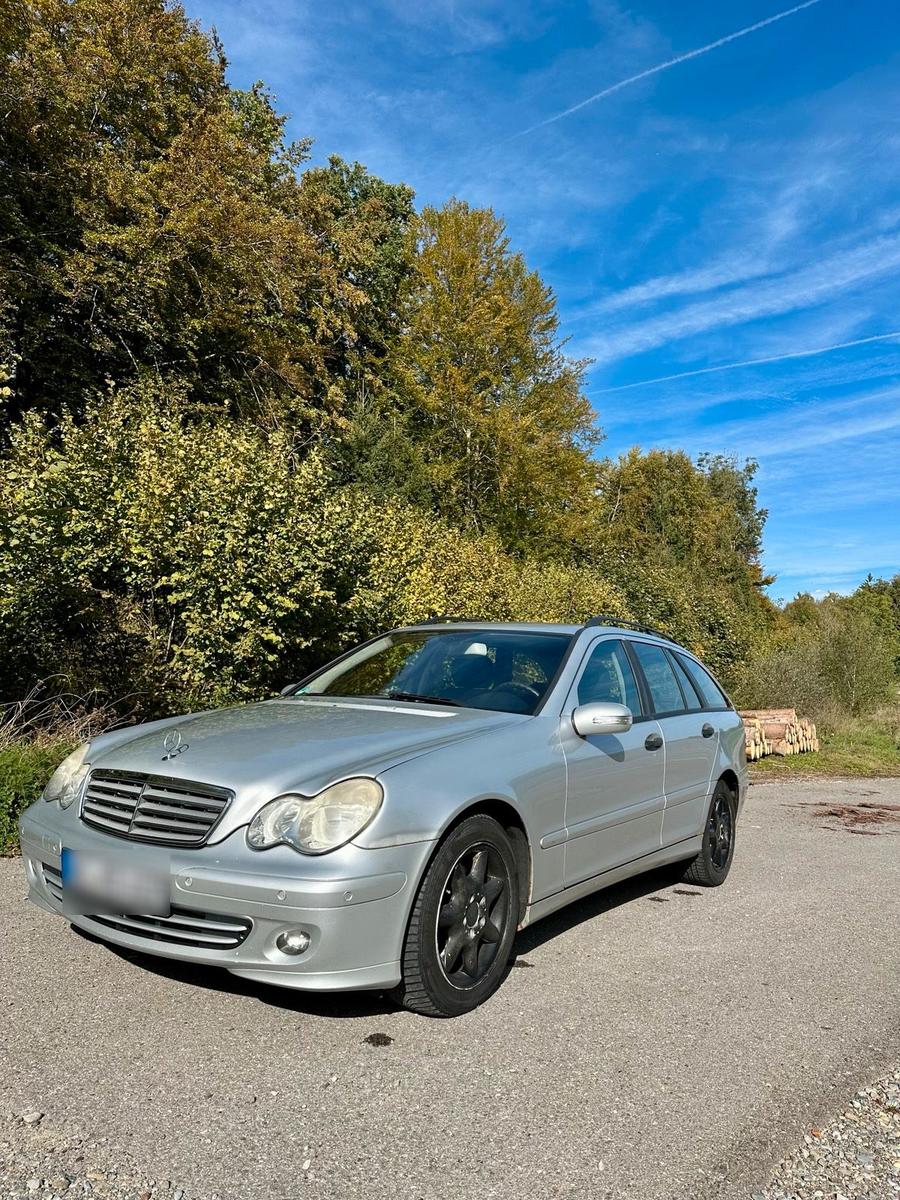 Mercedes-Benz C 220