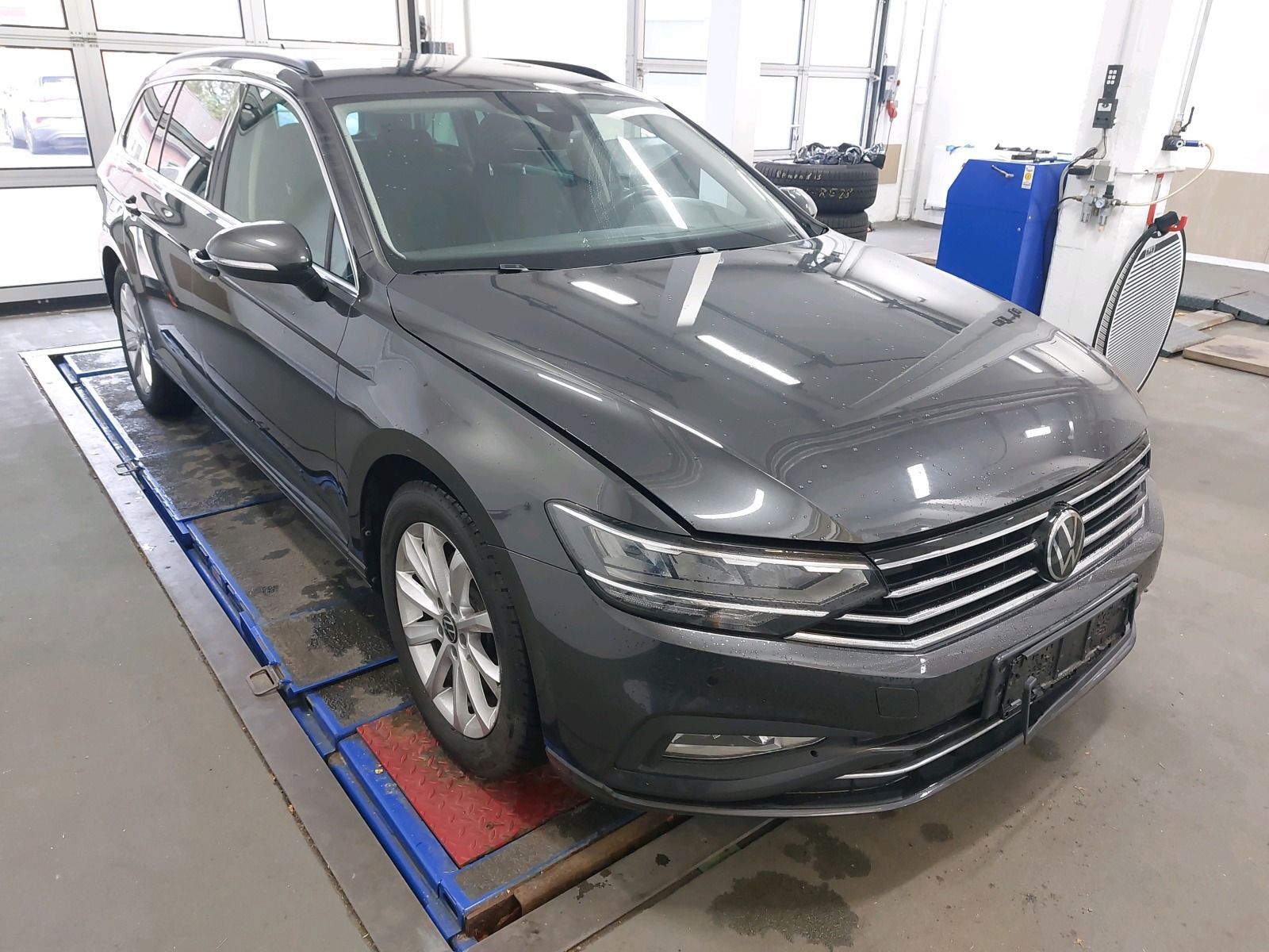 Volkswagen Passat Variant - Bild 3