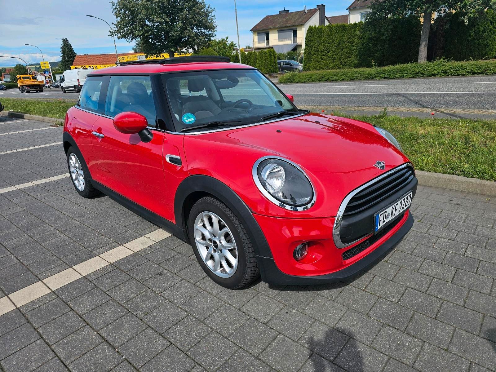MINI AUTO MINE ONE 2019 Automatik