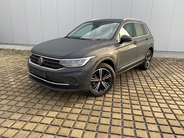 Tiguan 1.5 TSI Move AHK/LED/18-ZOLL/APP-CONNECT/