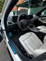 BMW M3 Baureihe M3 Lim. xDrive Competition M - BMW M3: Weiß