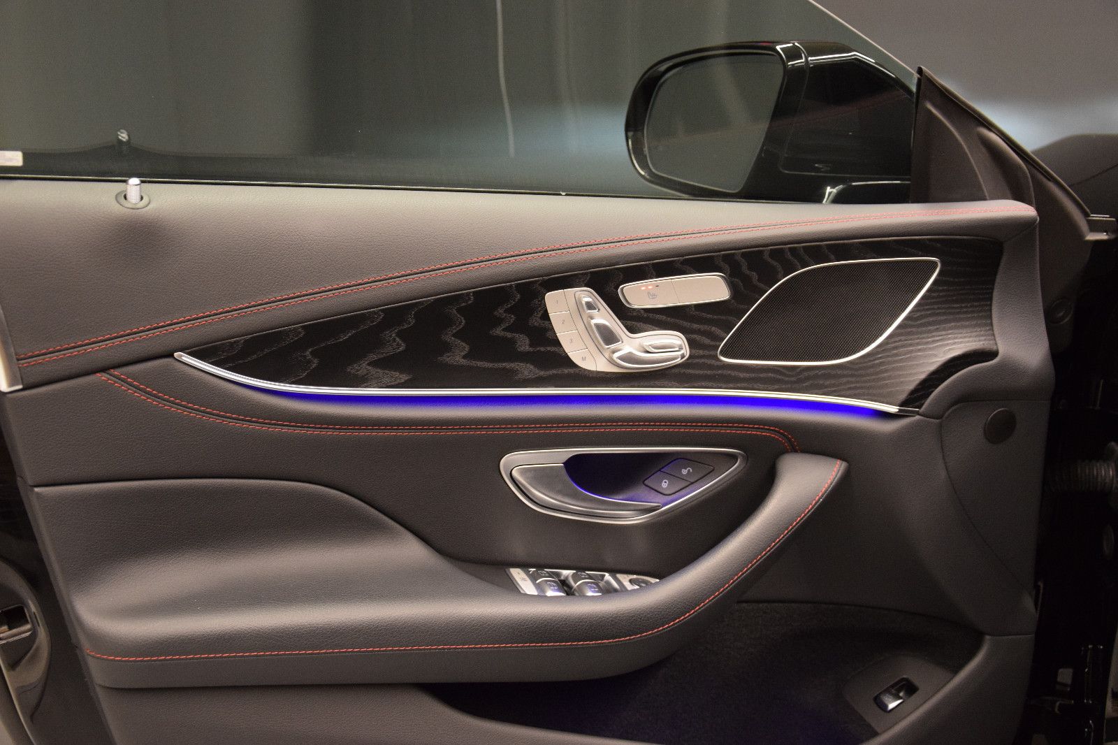 Fahrzeugabbildung Mercedes-Benz CLS 53 AMG 4Matic s.AGA 360°Luftfahr Memory STHZ