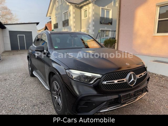 Mercedes-Benz GLC 300 4M AMG PREMIUM*STHZG*AHK*PANO*LEDER*MY24