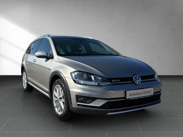 Volkswagen Golf VII Variant 2.0 TDI DSG 4M Alltrack *SHZ*