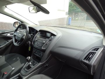 Ford Focus - 10