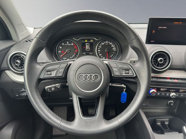 Q2 35 1.5 TFSI advanced S-tronic KAMERA ACC LED