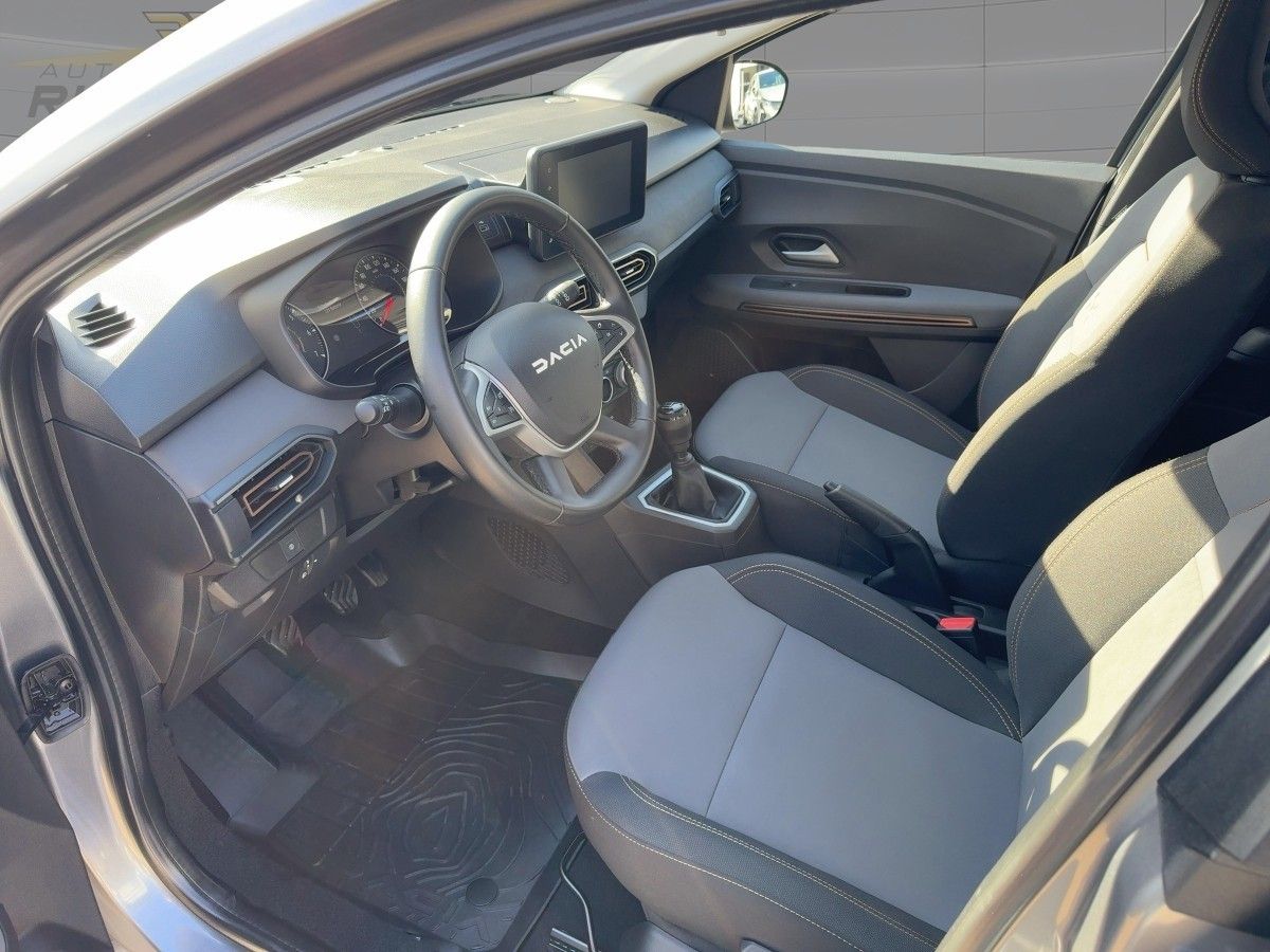 Fahrzeugabbildung Dacia Jogger Extreme TCe 110