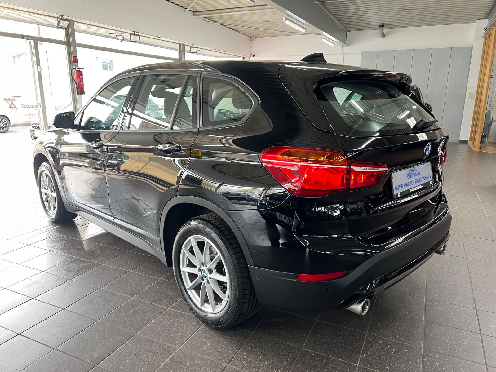 BMW X1 sDrive 18d PDC+Driving Assistant+RTTI+Navi foto 8