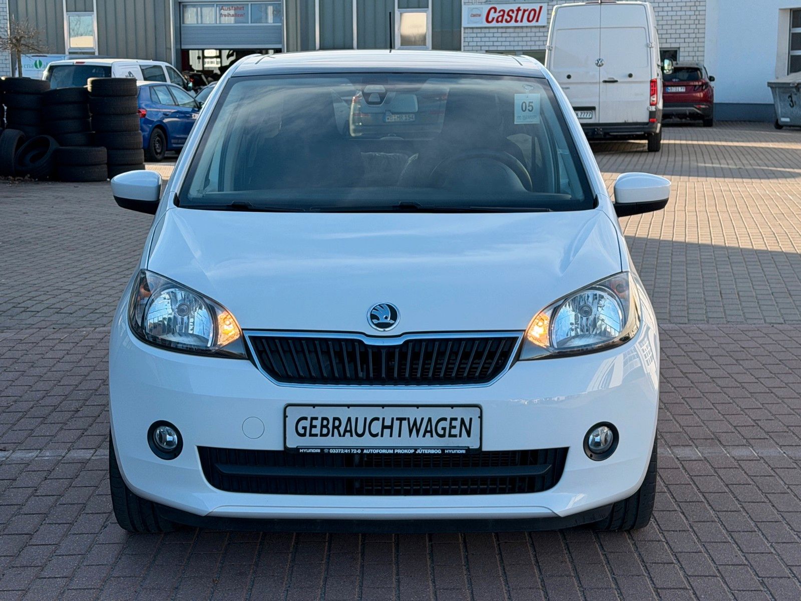 Fahrzeugabbildung SKODA Citigo 1.0 Elegance *Panorama*Sitzhzg*8fach*PDC*