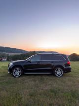 Mercedes-Benz GL 350 BlueTEC 4MATIC - - Mercedes-Benz GL-Klasse mit Diesel-Antrieb: Automatik