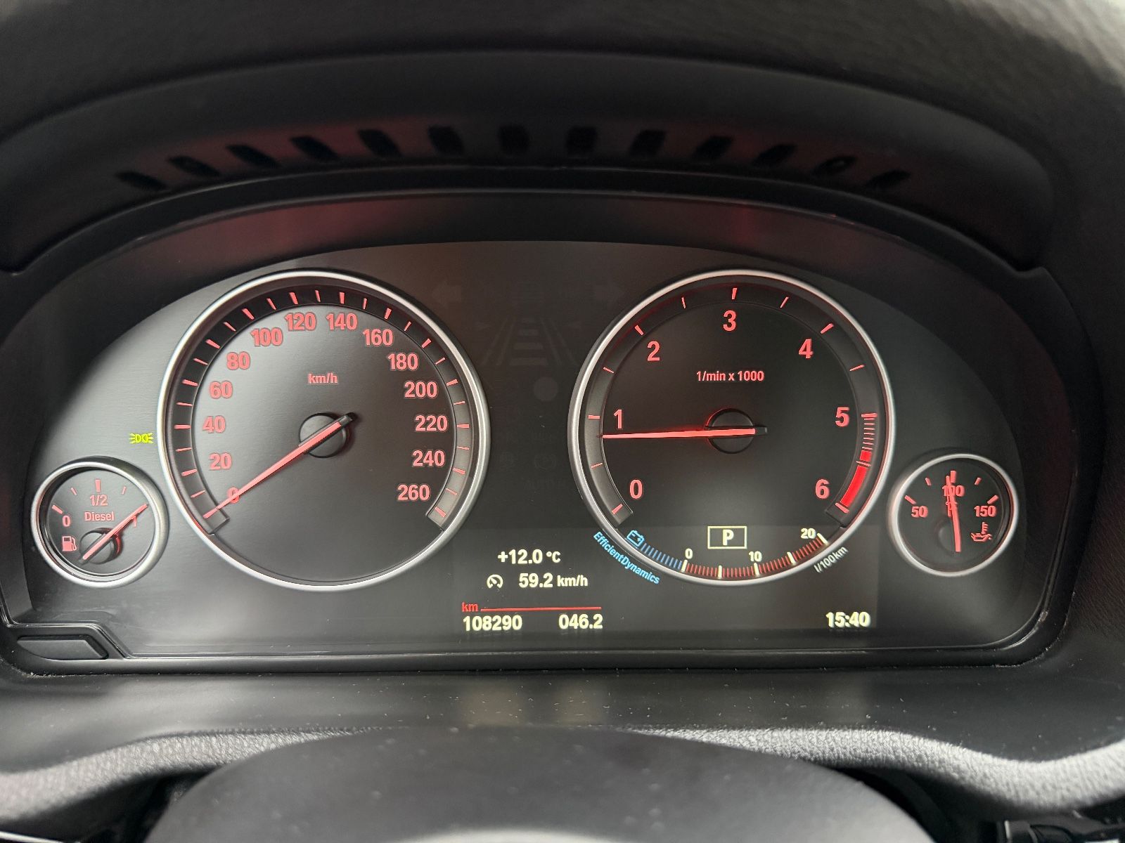 Fahrzeugabbildung BMW X4 xDrive 20 d xLine*BIXEN*TEILLEDER*PDC*NAVI*