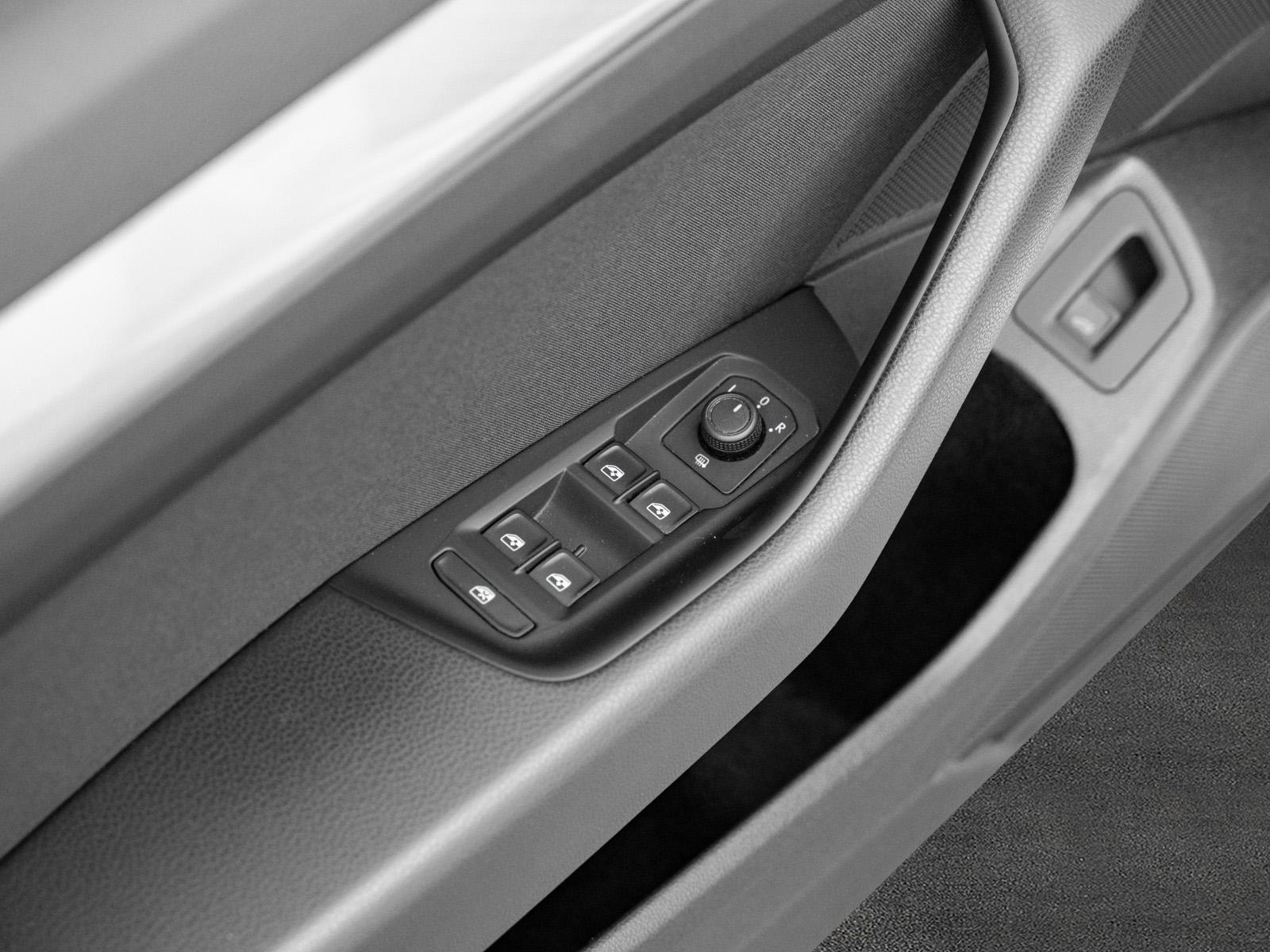 Volkswagen Passat AHK Business-Paket Premium DAB+, миниатюра 25