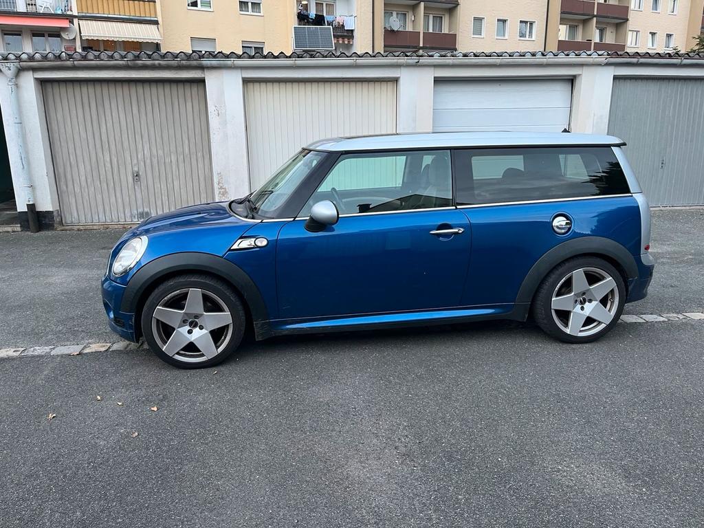MINI Cooper Clubman