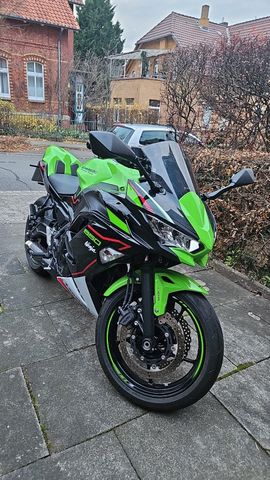 Kawasaki 650 ninja