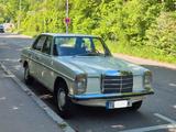 Mercedes-Benz W114/8 Seit 1972 in TÜ | Lenkradschal. | Orginal