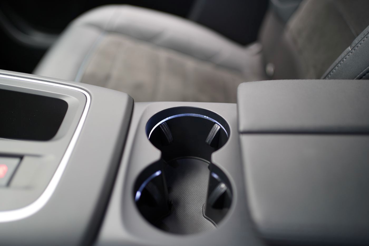 Fahrzeugabbildung Citroën C5 Aircross Hybrid 180 EAT8 Max Automatik Navi