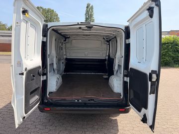 Renault Trafic - 12